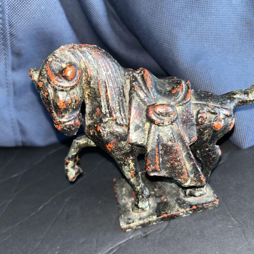 Cast Iron Horse Stands 6 Inches Tall.